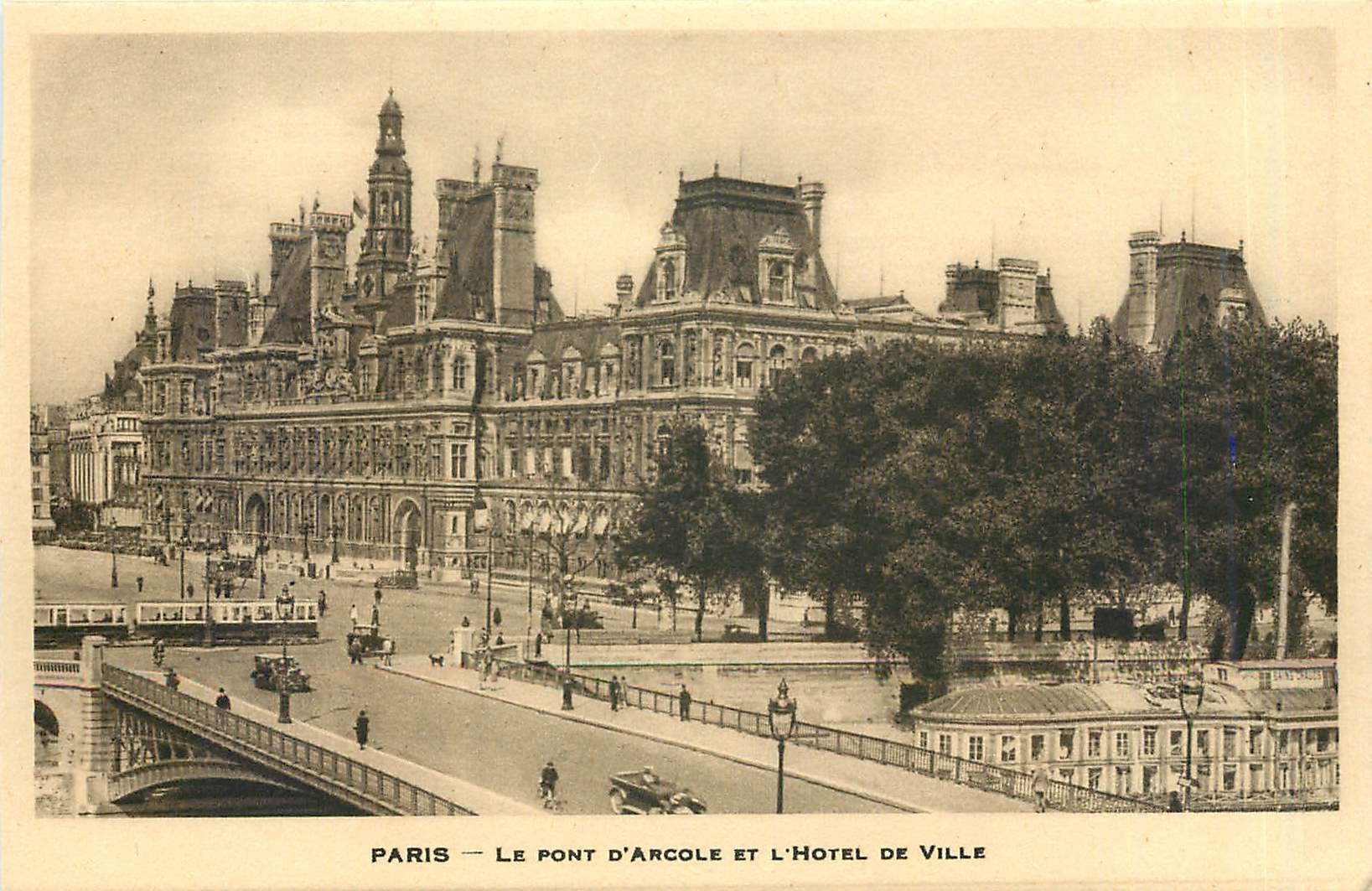 CPA Paris Le Pont d'Arcole et l'Hotel de Ville 