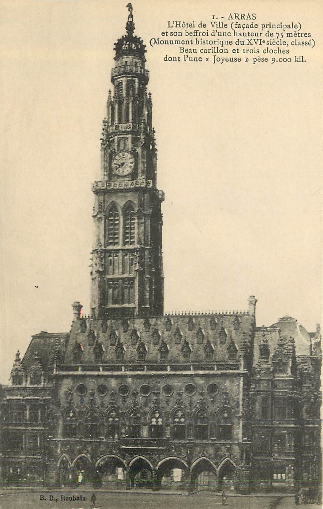 CPA Arras L'Hotel de Ville Facade principale 