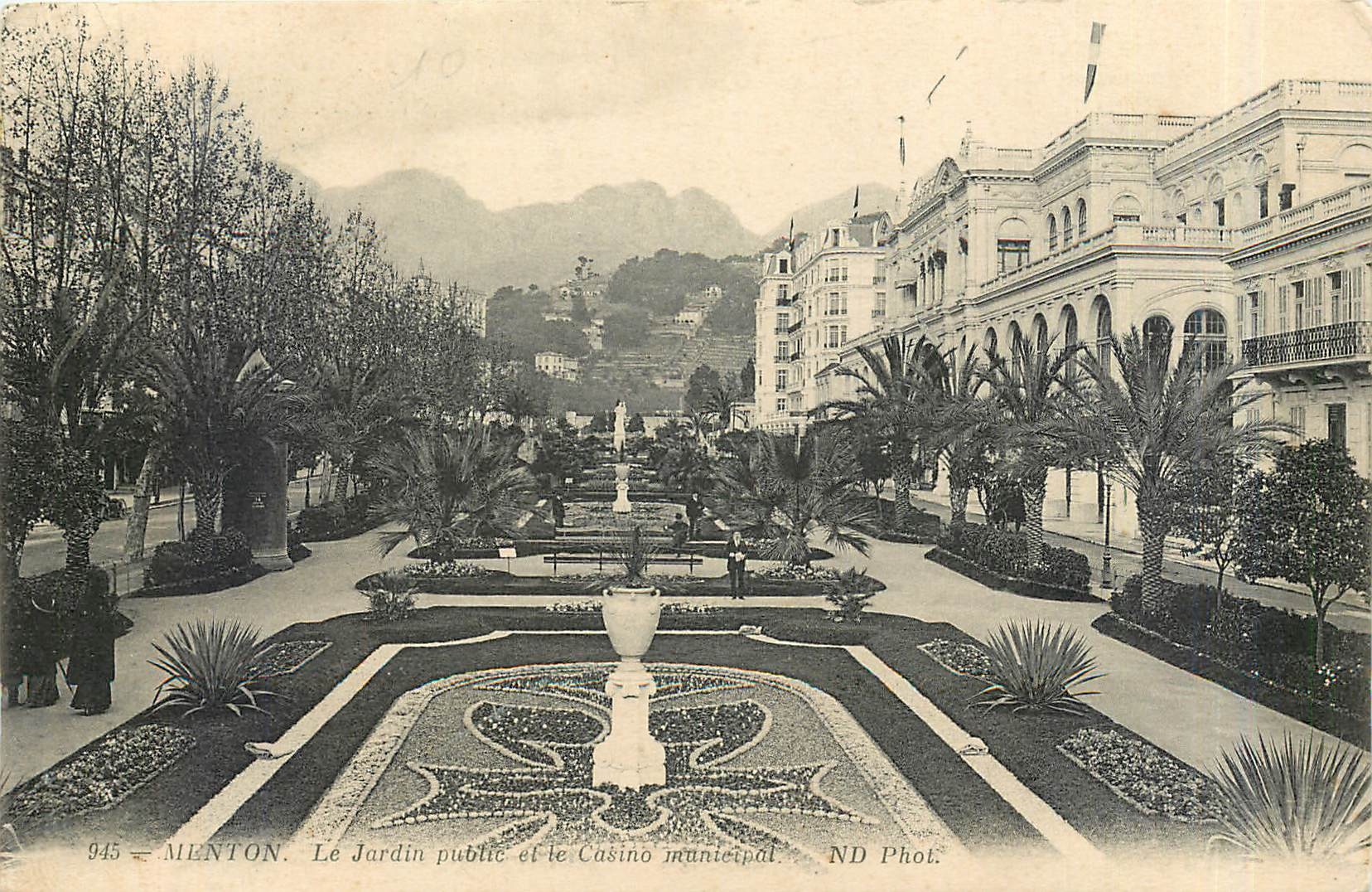 CPA Menton Le Jardin public et le Casino Municipal 