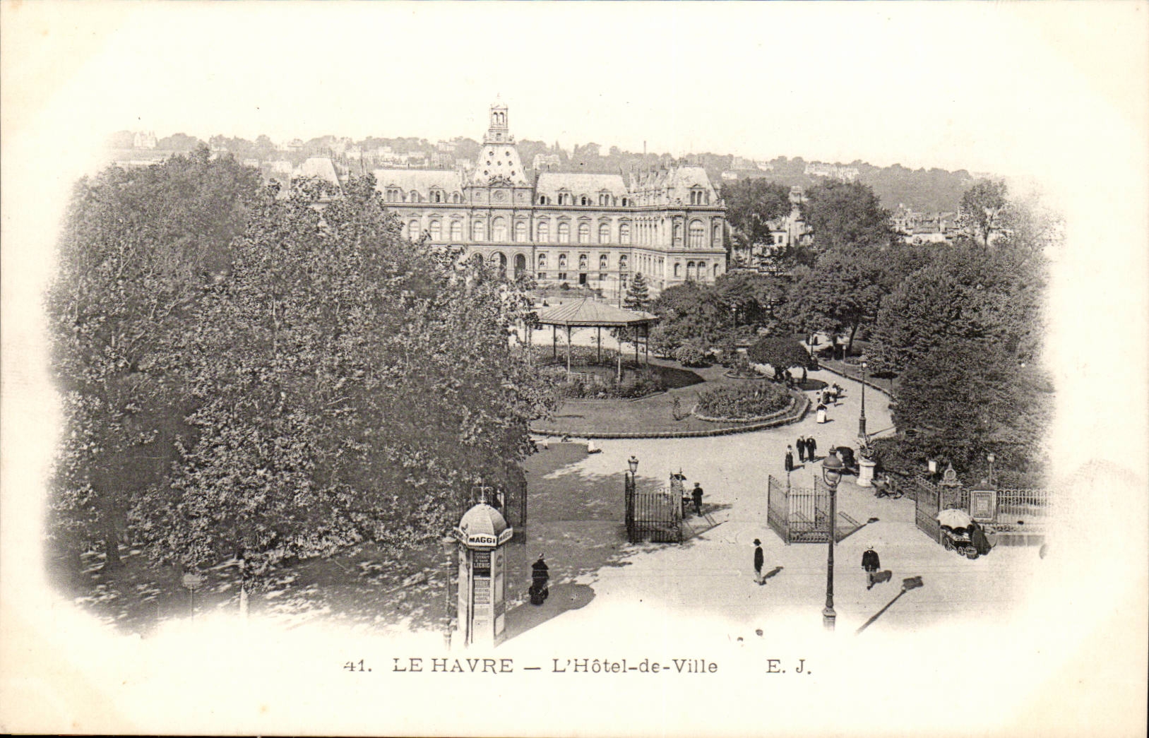 Le Havre CPA L'hotel de ville