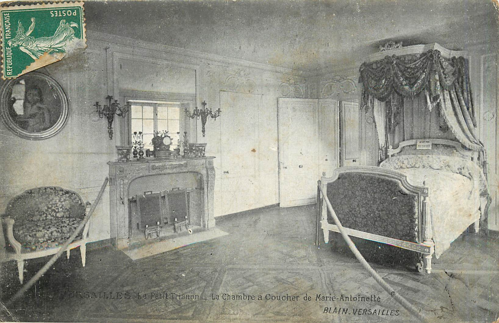 CPA Le Petit Trianon La chambre a coucher de Marie Antoinette