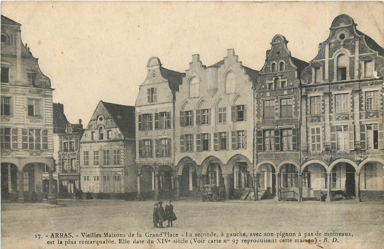 CPA ARRAS - Vieilles Maisons de la Grand'Place