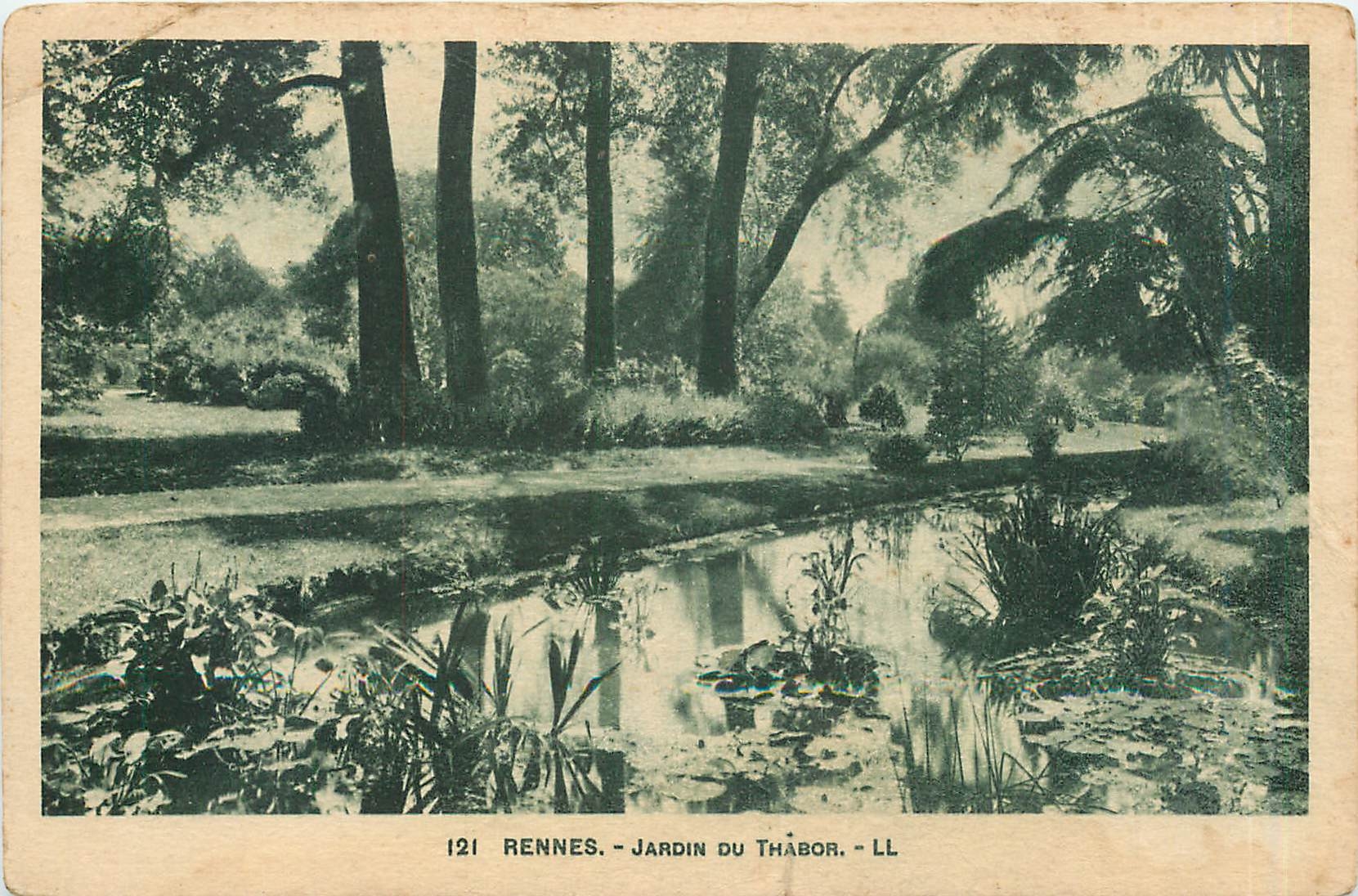 CPA RENNES_ JARDIN DU THABOR