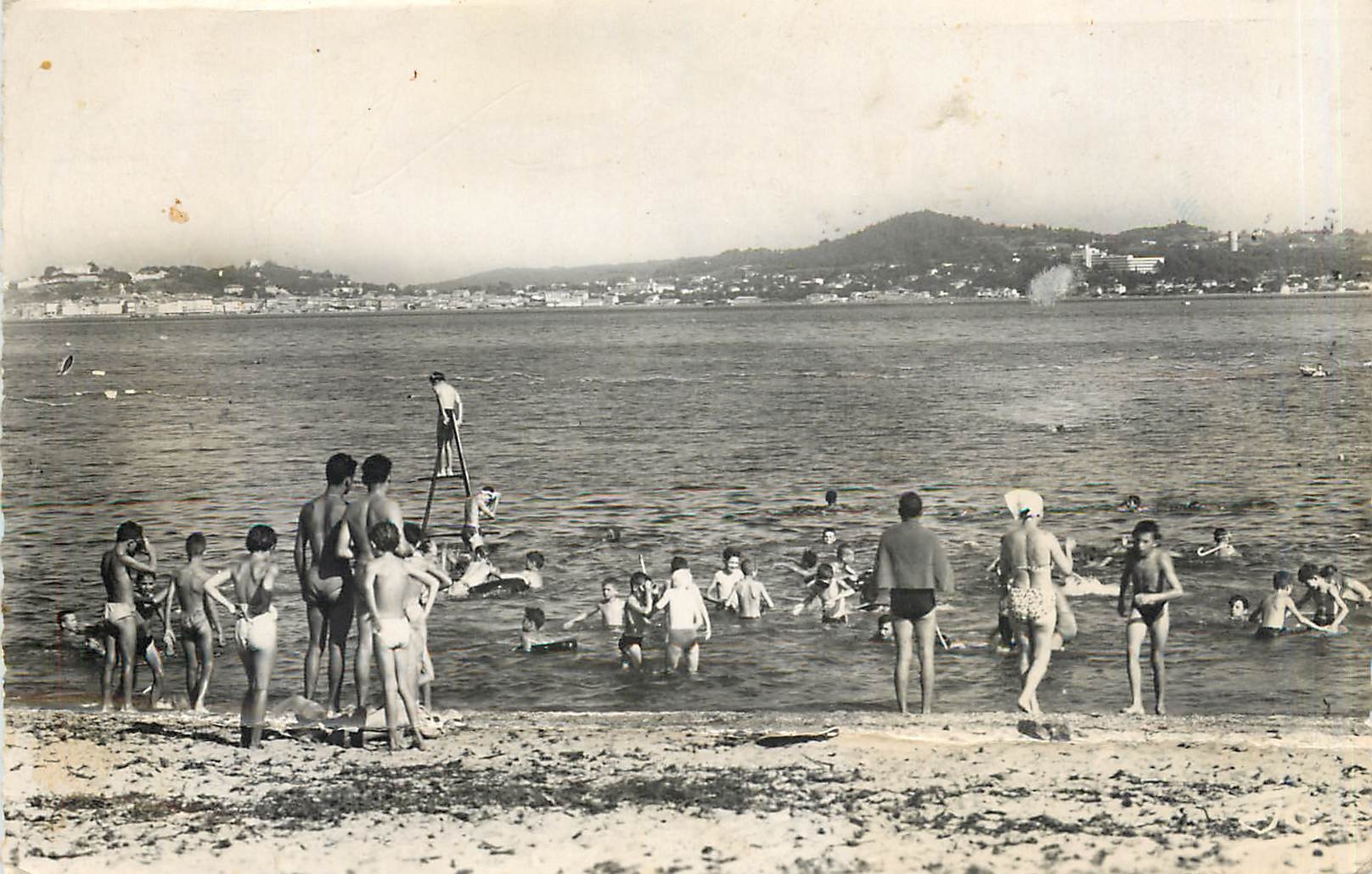 CPM Grilnoud de Beauvallon  A l'horizon Saint-Tropez