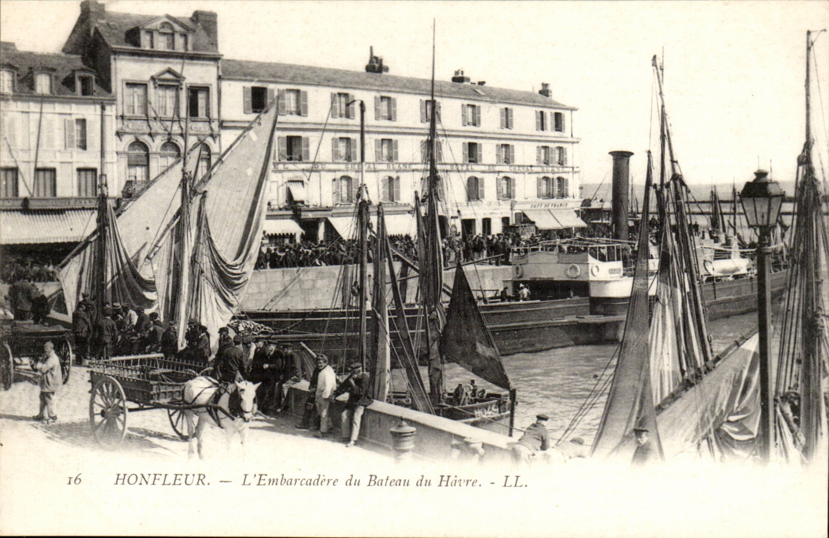 Honfleur CPA L'embarcadere des bateaux du Havre TOP