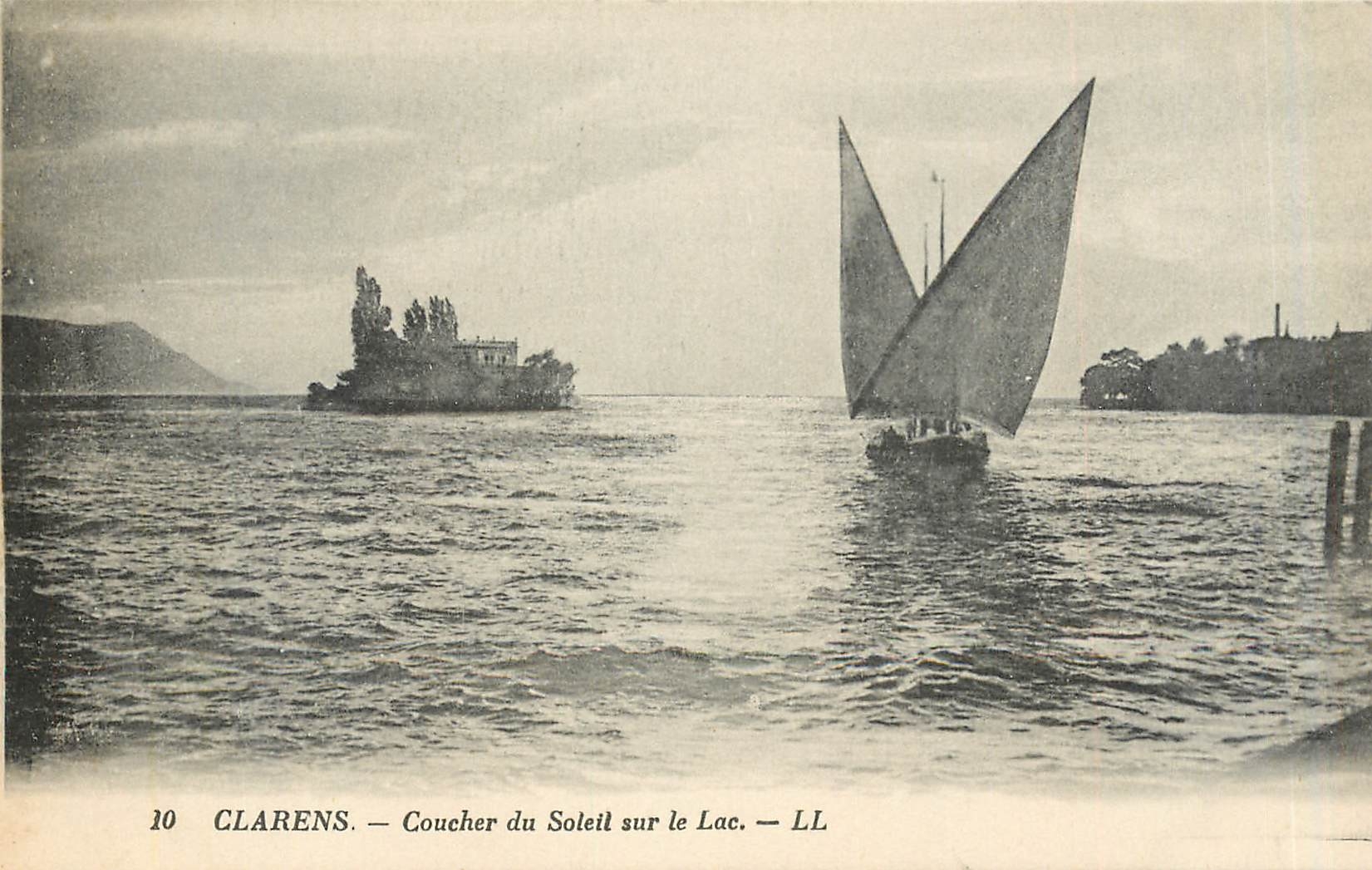 CPA CLARENS- Coucher du Soleil sur le Lac Bateau