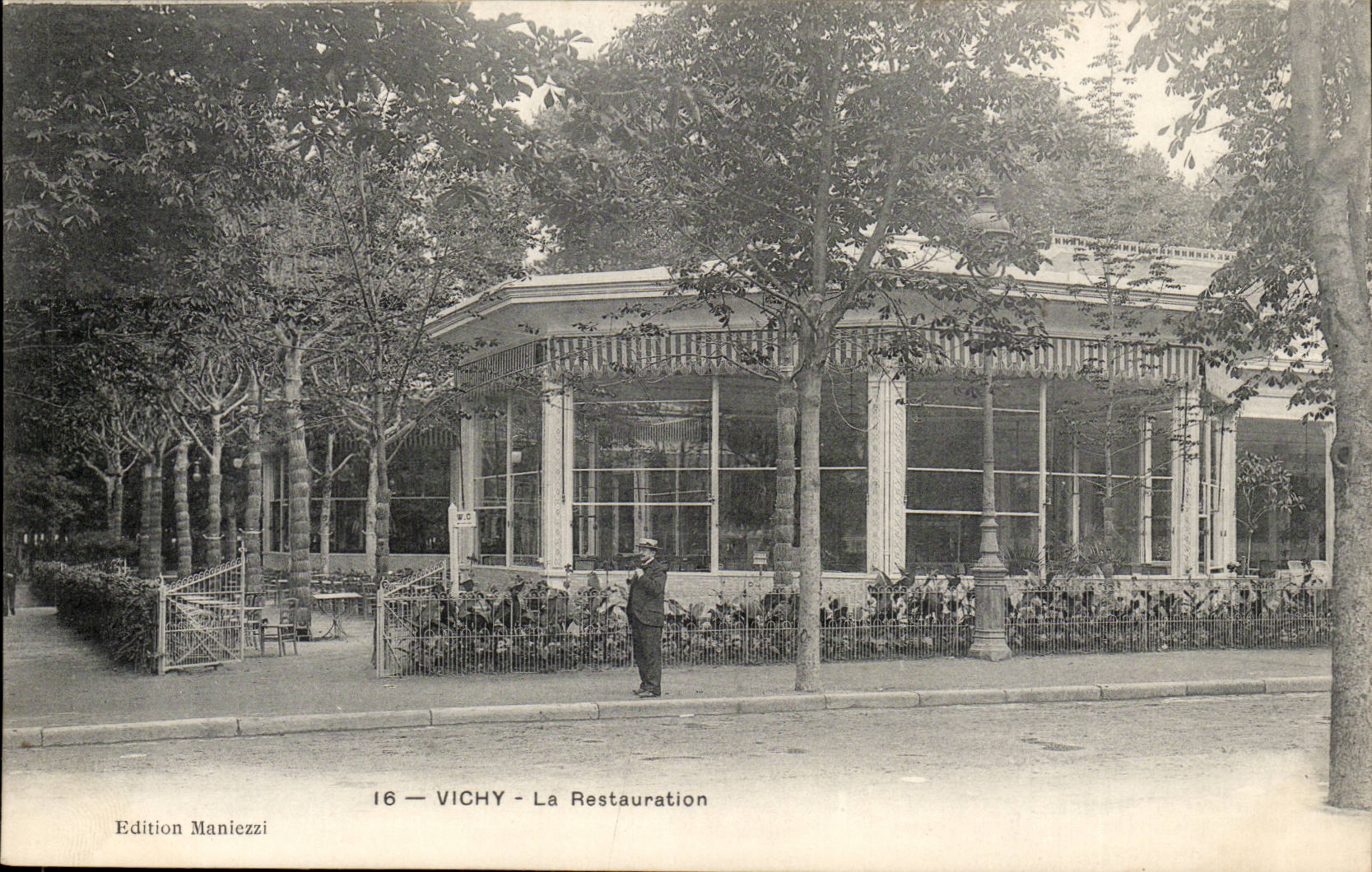 Vichy - Restoration - CPA