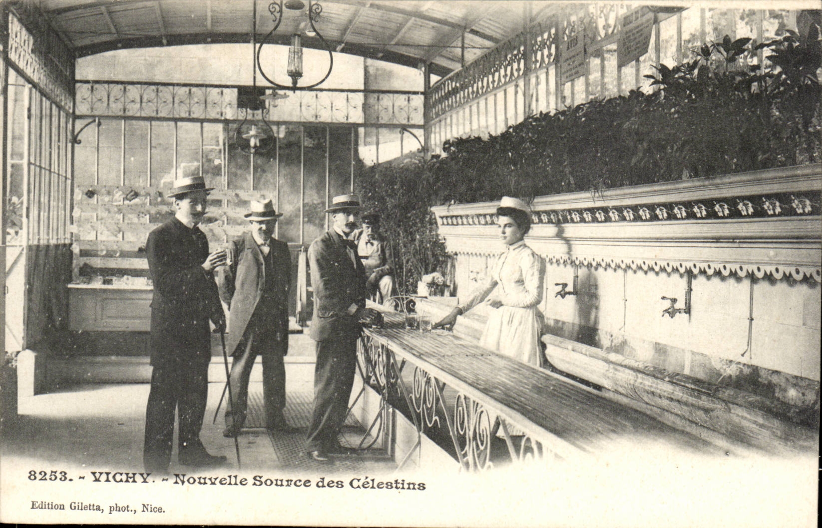 Vichy - News Source of Celestins - CPA