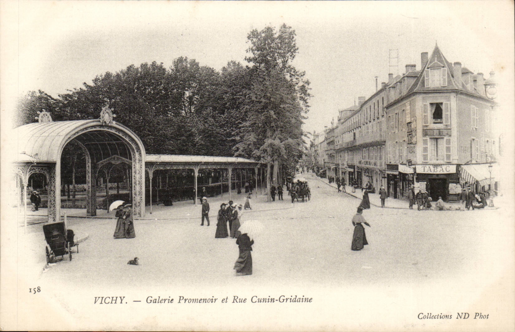 Vichy - Gallery Promenade and Street Cunin Gridaine - CPA