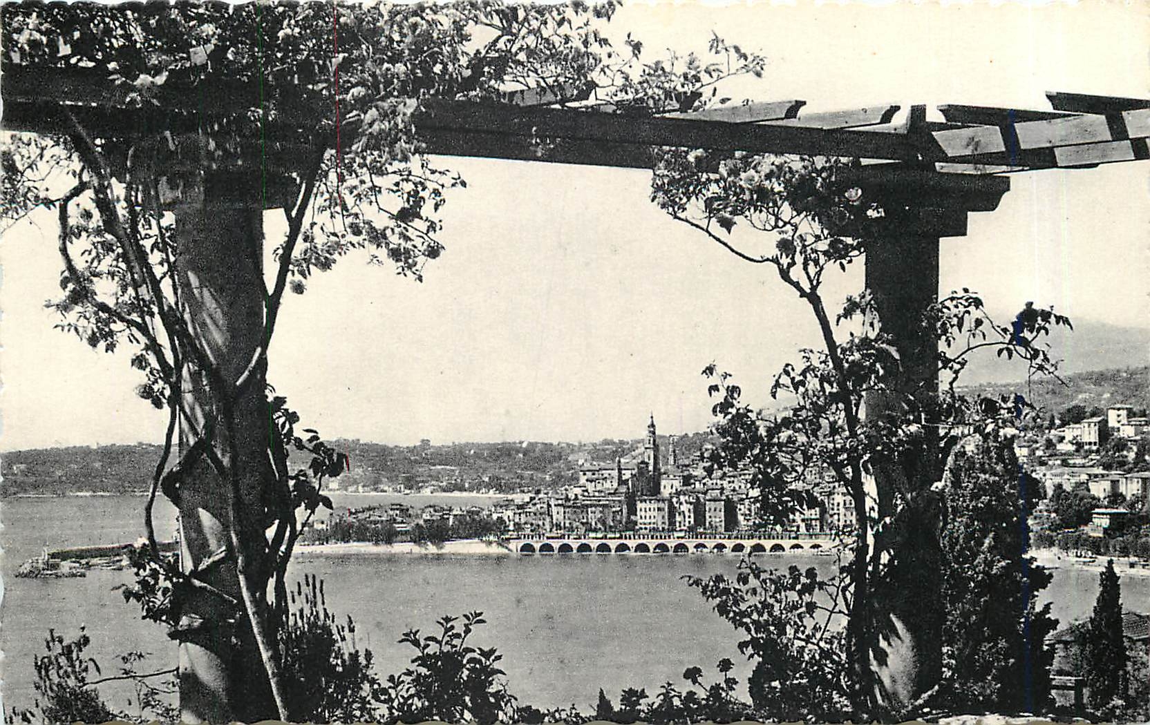 CPM Menton entre les Pergolas 