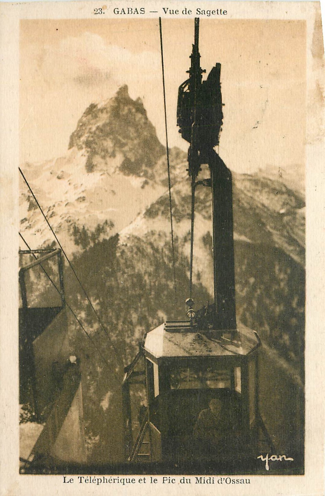 CPA GABAS-Vue de Sagette Le telepherique et le Pic du Midi d'Ossau