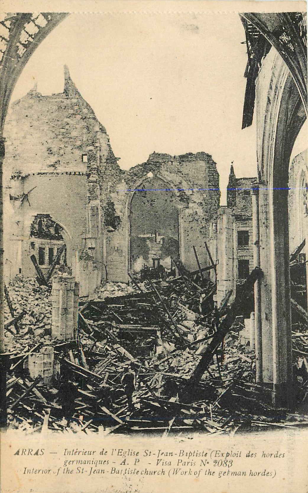 CPA ARRAS-Interieur de l'Eglise St Jean-Batiste (Exploit des germaniques A.P-Visa N 2083
