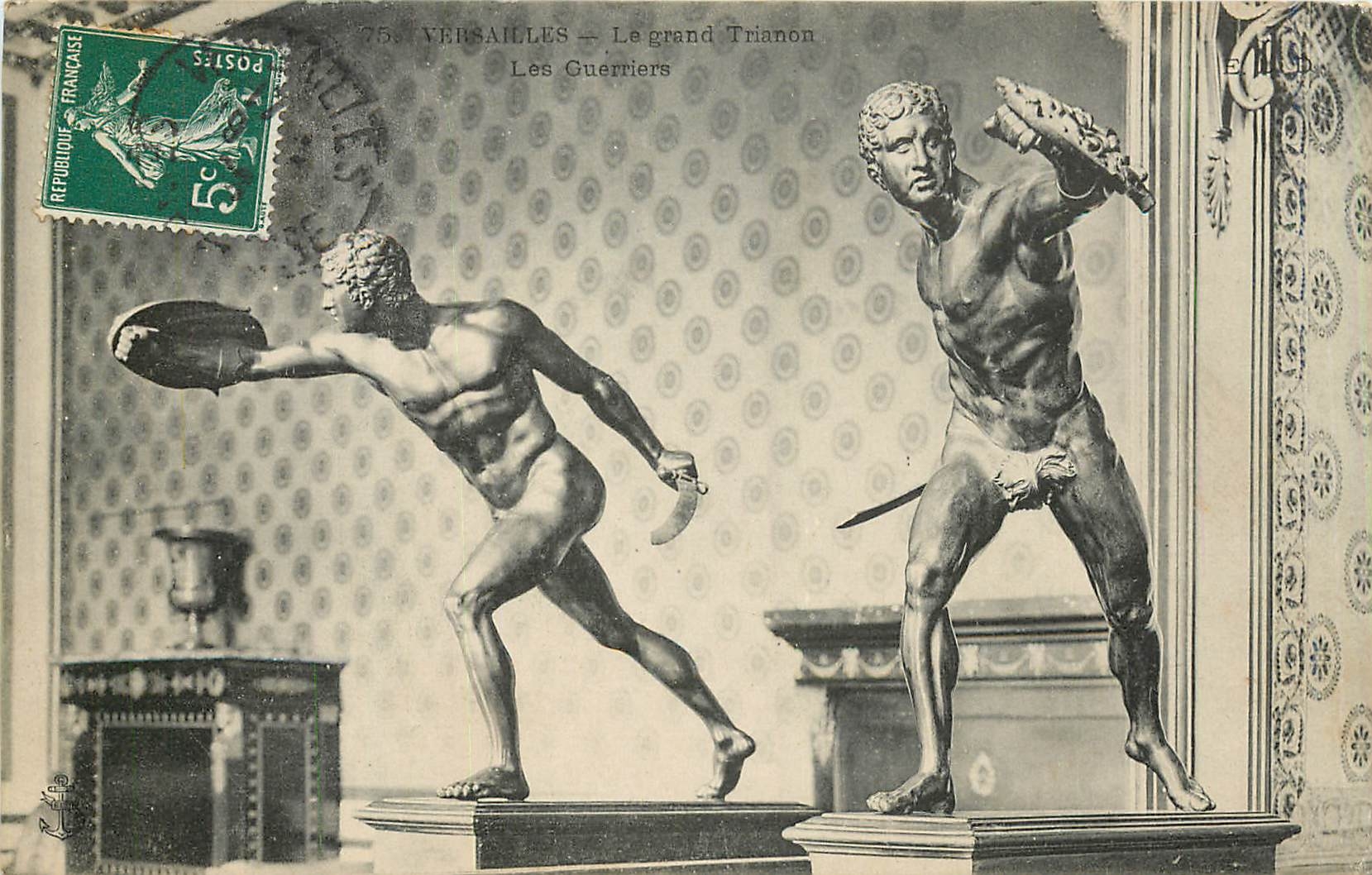 CPA Versailles Le Grand Trianon Les guerriers