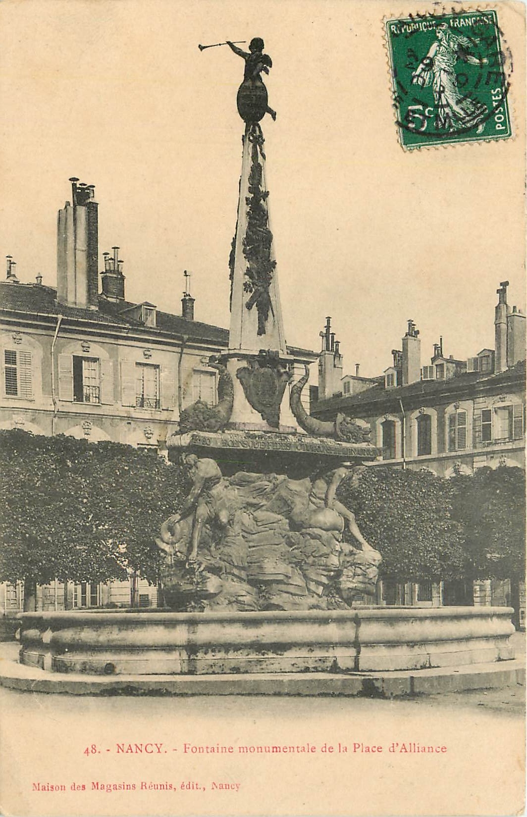 CPA Nancy Fontaine monumentale de la place d'Alliance