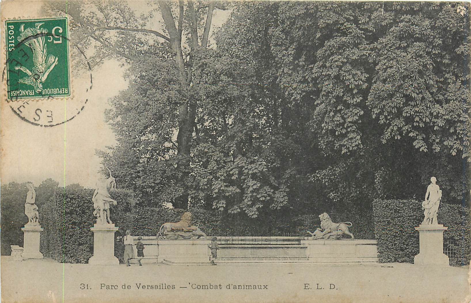 CPA Parc de Versailles Combat d'Animaux 