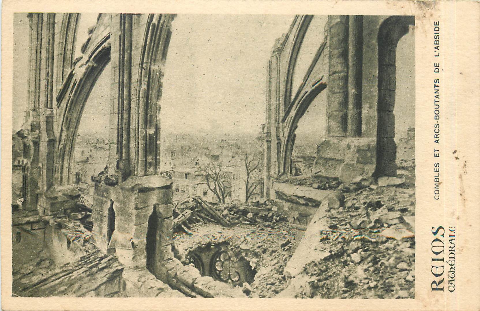 CPA Reims Cathedrale combles et arcs boutants de l'abside 