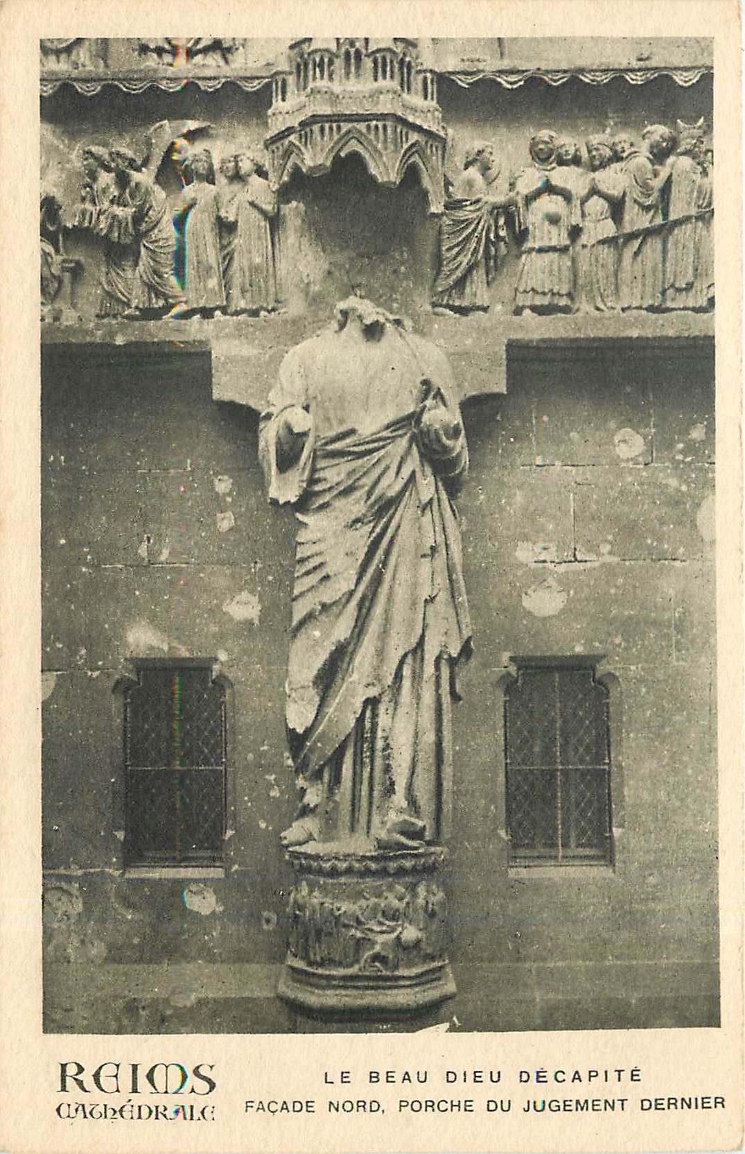 CPA Reims Cathedrale le beau dieu decapite facade nord porche du Jugement Dernier 