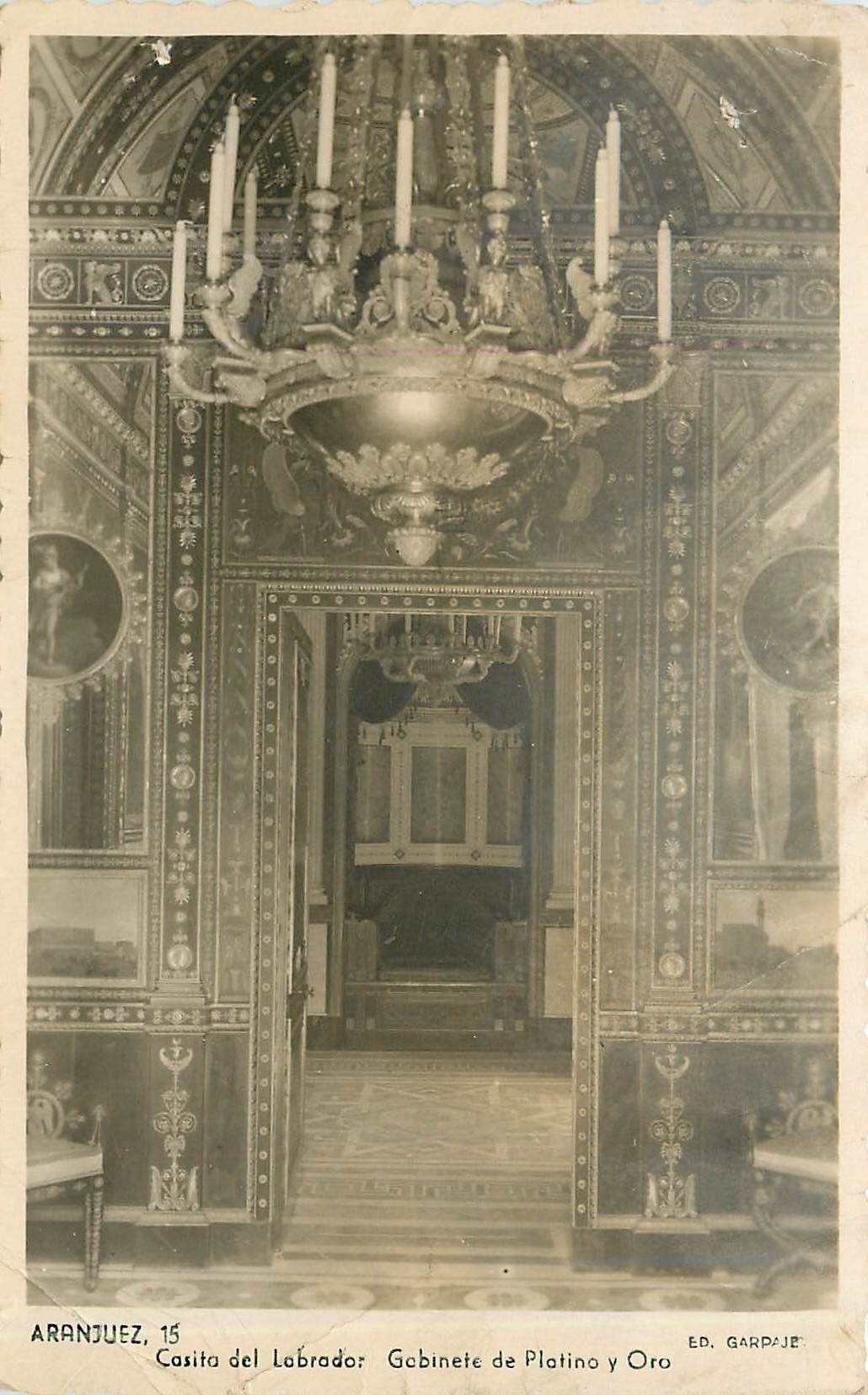 CPA Casita del Labrador Gabinete de Platina y Ora