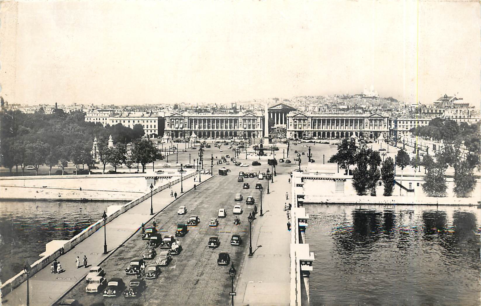 CPM Paris Le Pont et la Place de la Concorde