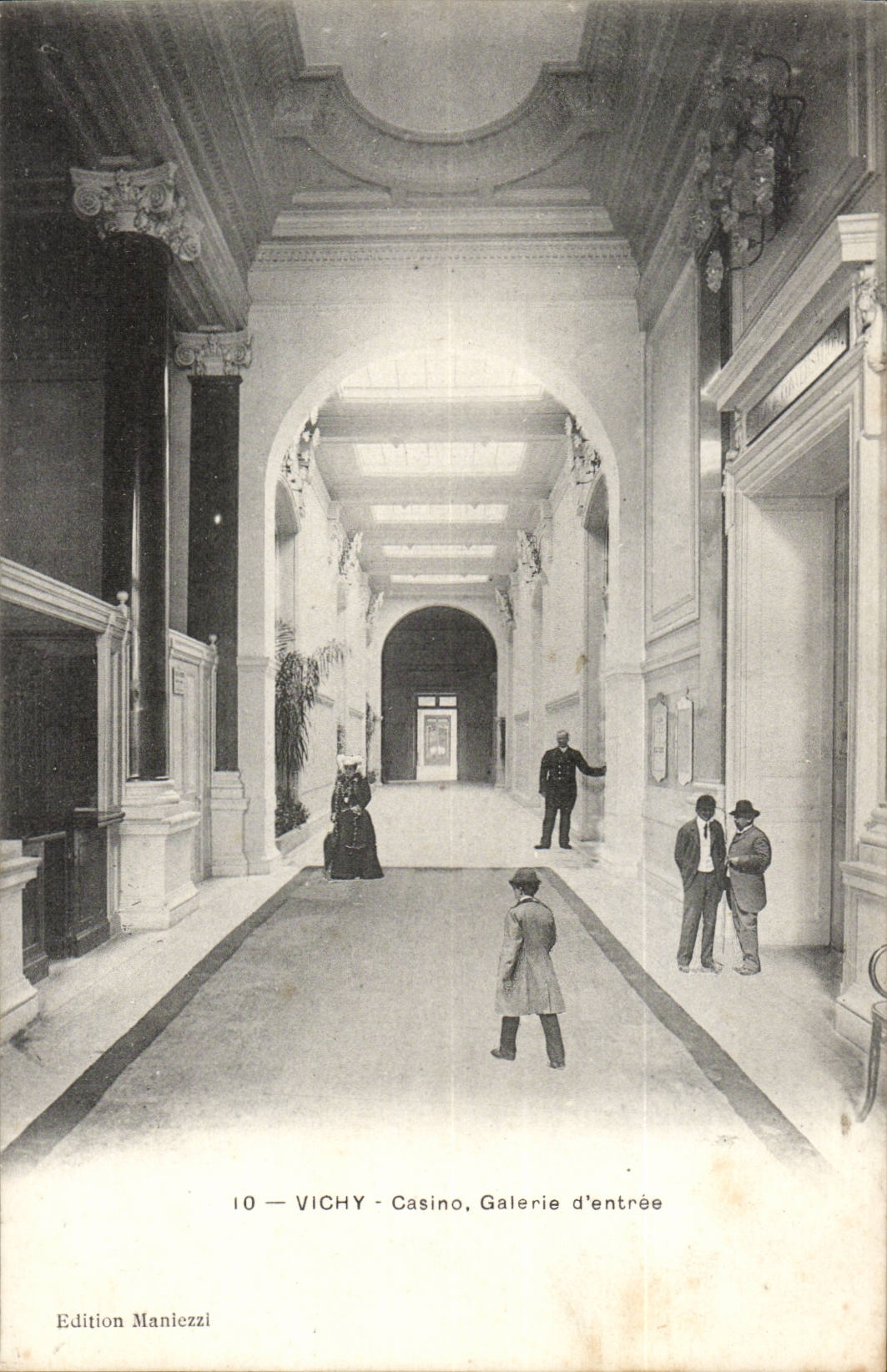 Vichy CPA Casino Gallery of Entering