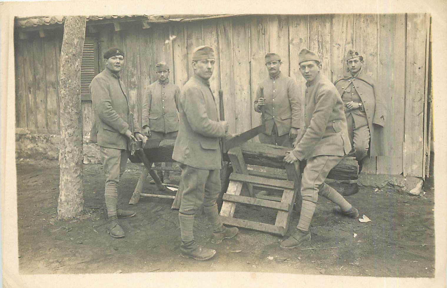 CARTE PHOTO Soldats Militaria