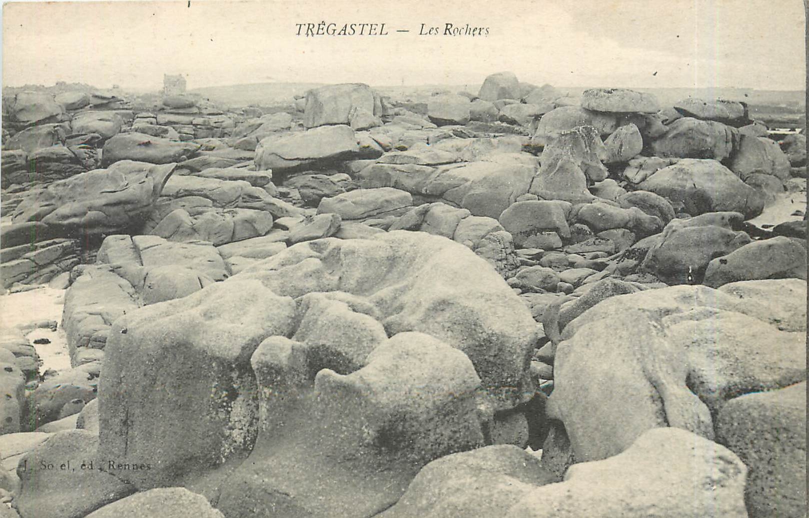 CPA Tregastel Les Rochers 