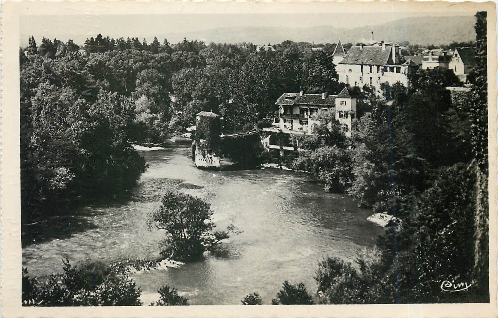 CPM Sauveterre de Bearn BP La Maison du Gave Le Pont de la Legende 