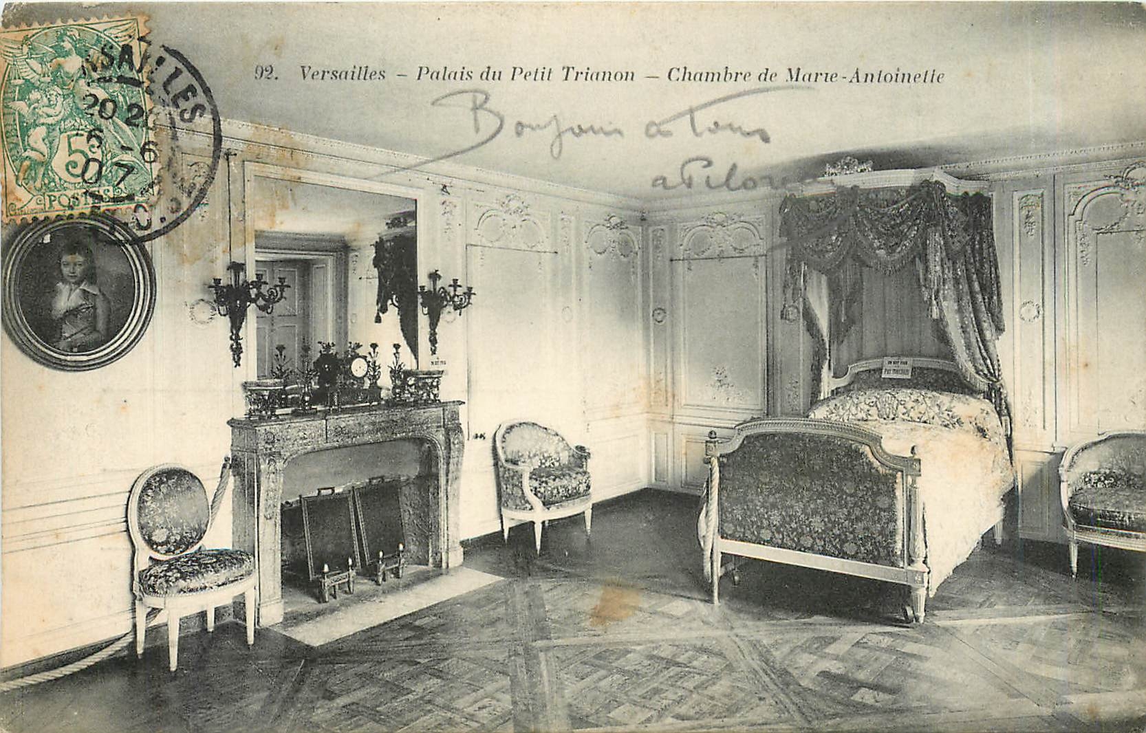 CPA Versailles Palais du Petit Trianon Chambre de Marie Antoinette 
