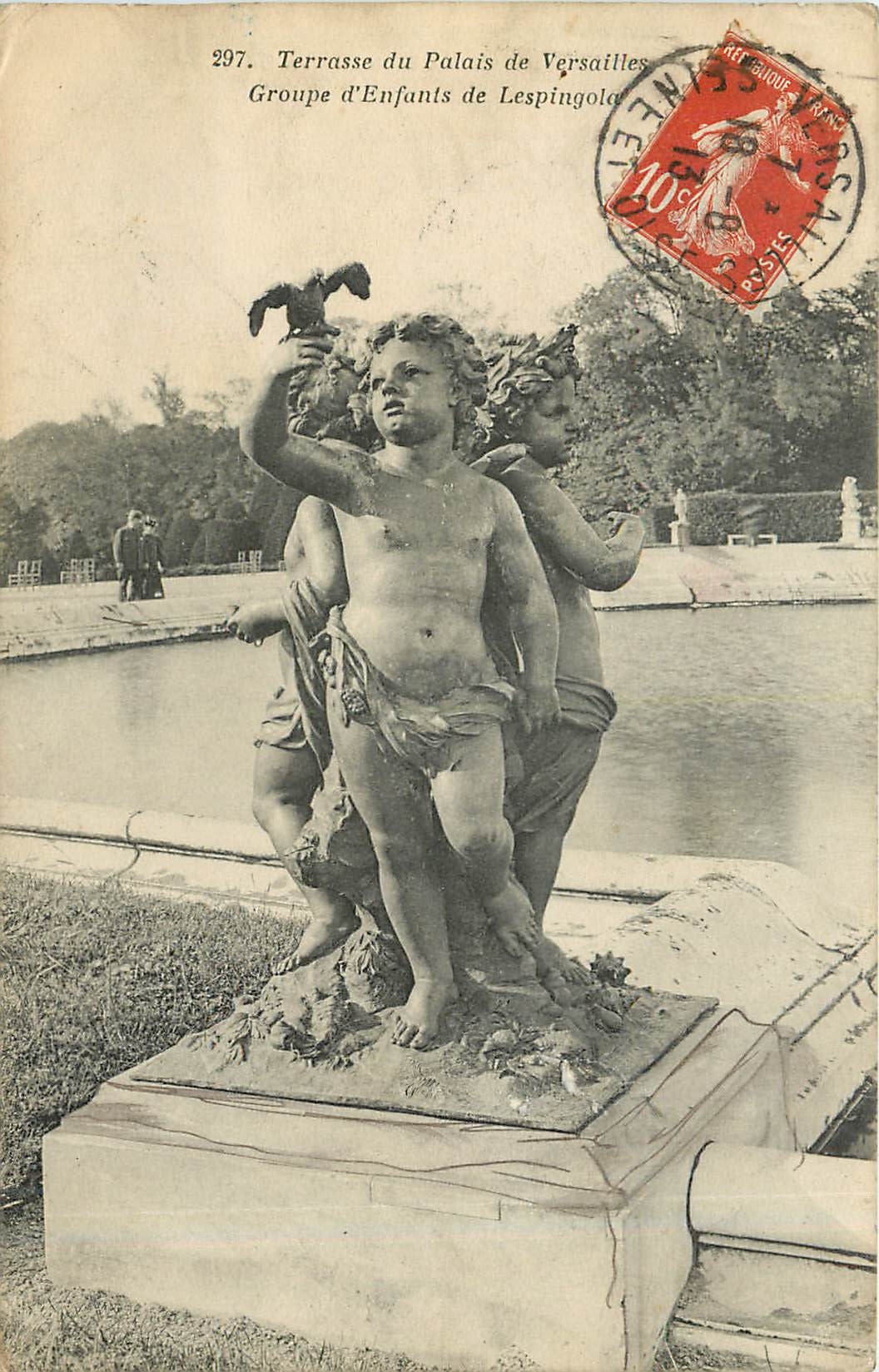 CPA Terrasse du Palais de Versailles Groupe d'Enfants 