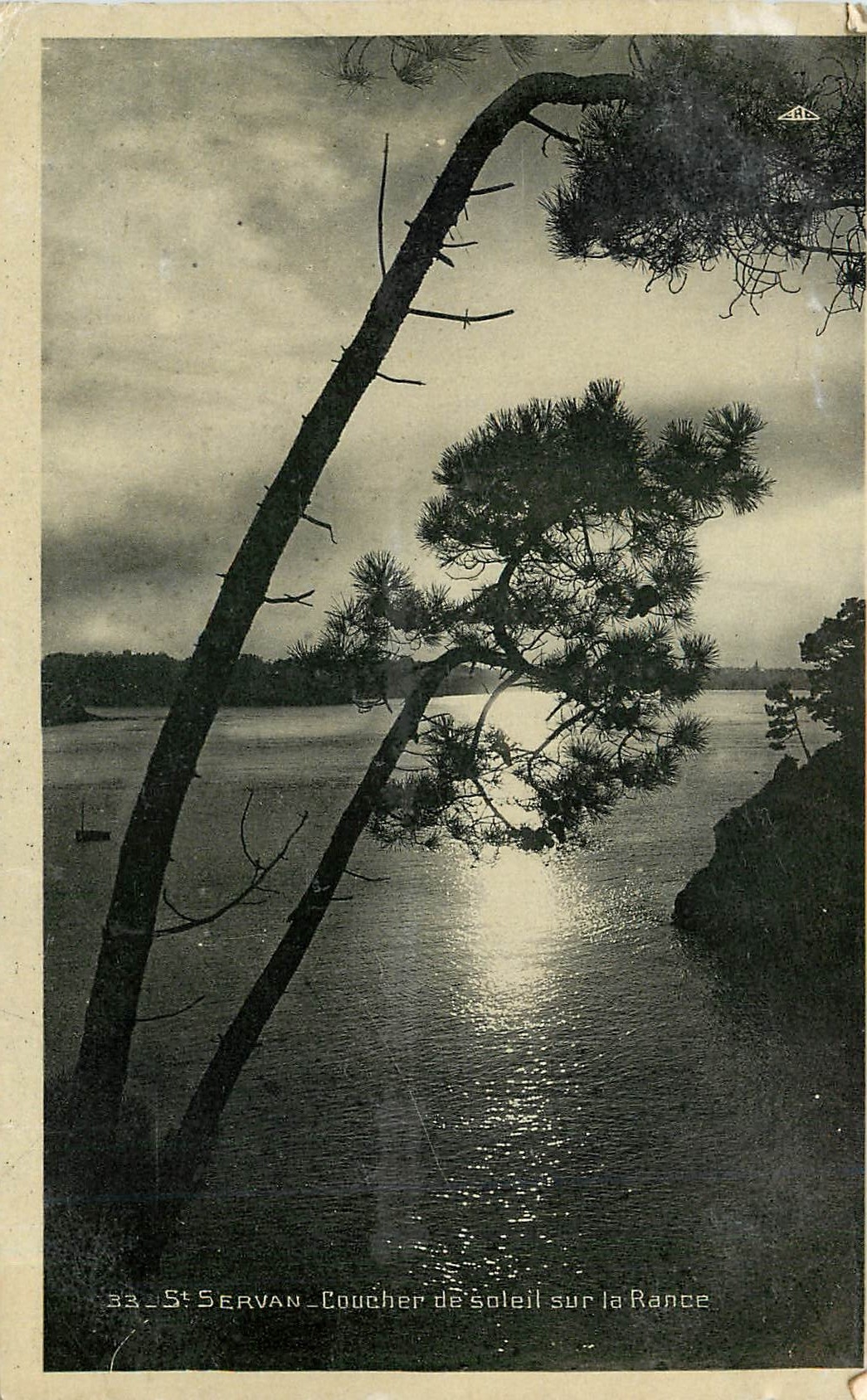 CPA St Servan Coucher de Soleil sur la Rance