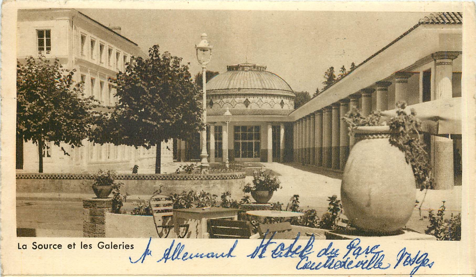 CPA La Source et les Galeries Contrexeville