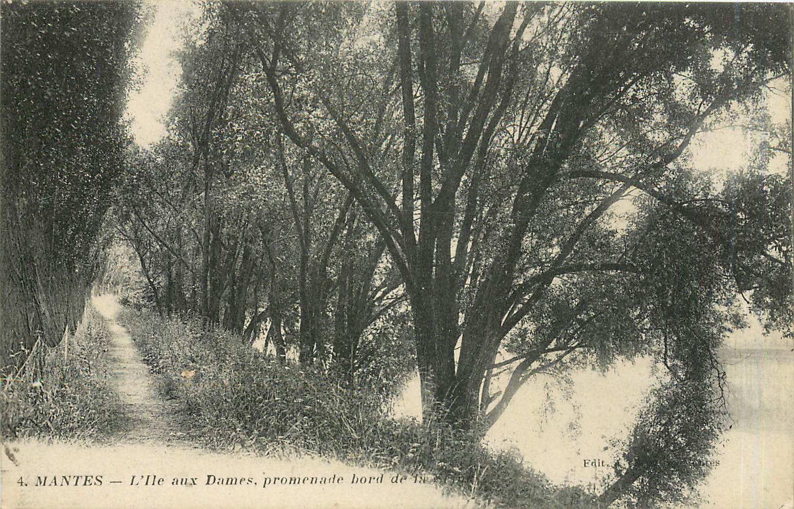 CPA Mantes l'ile aux Dames promenade bord de