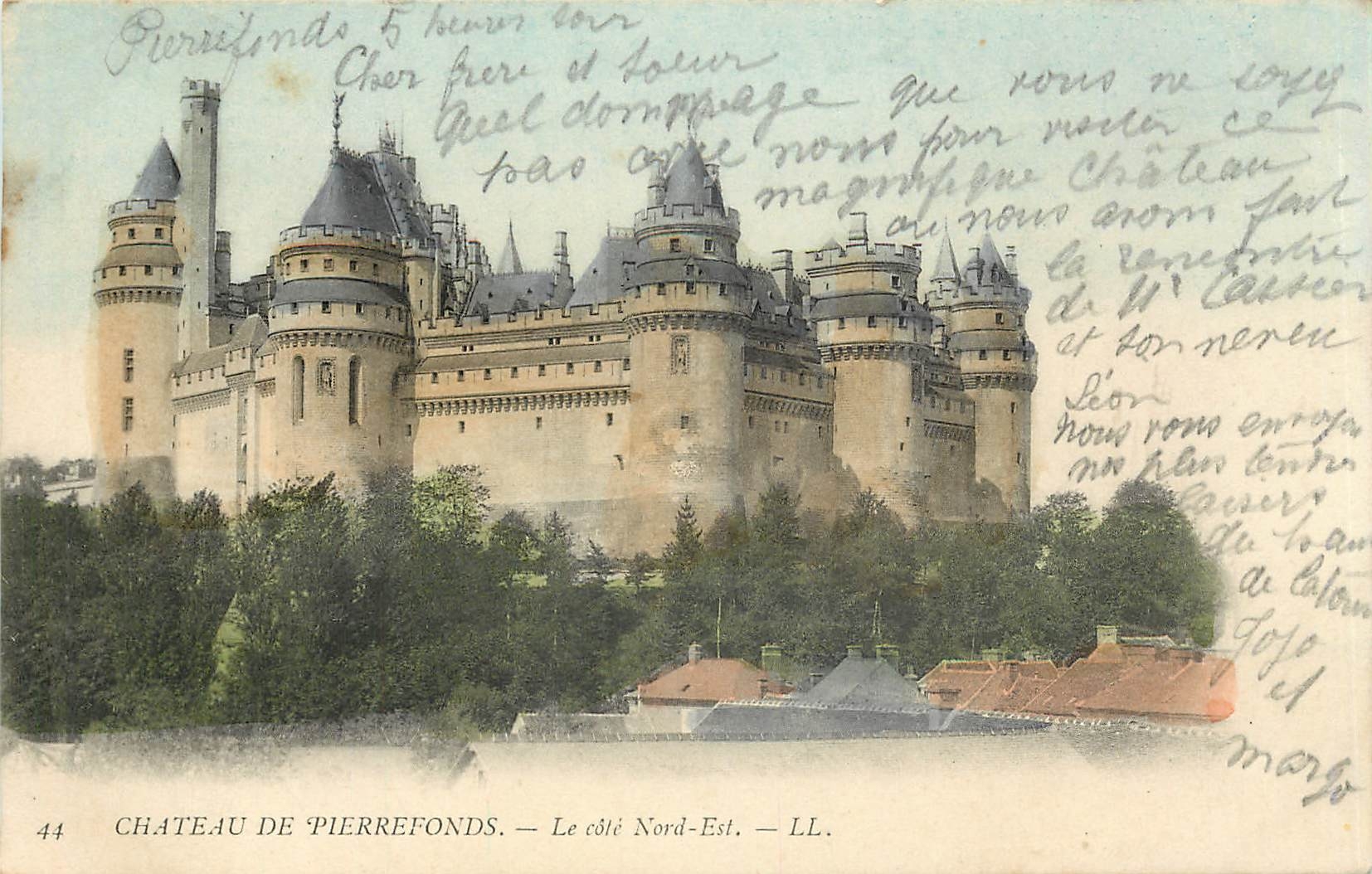 CPA Chateau de Pierrefonds le cote Nord Est 