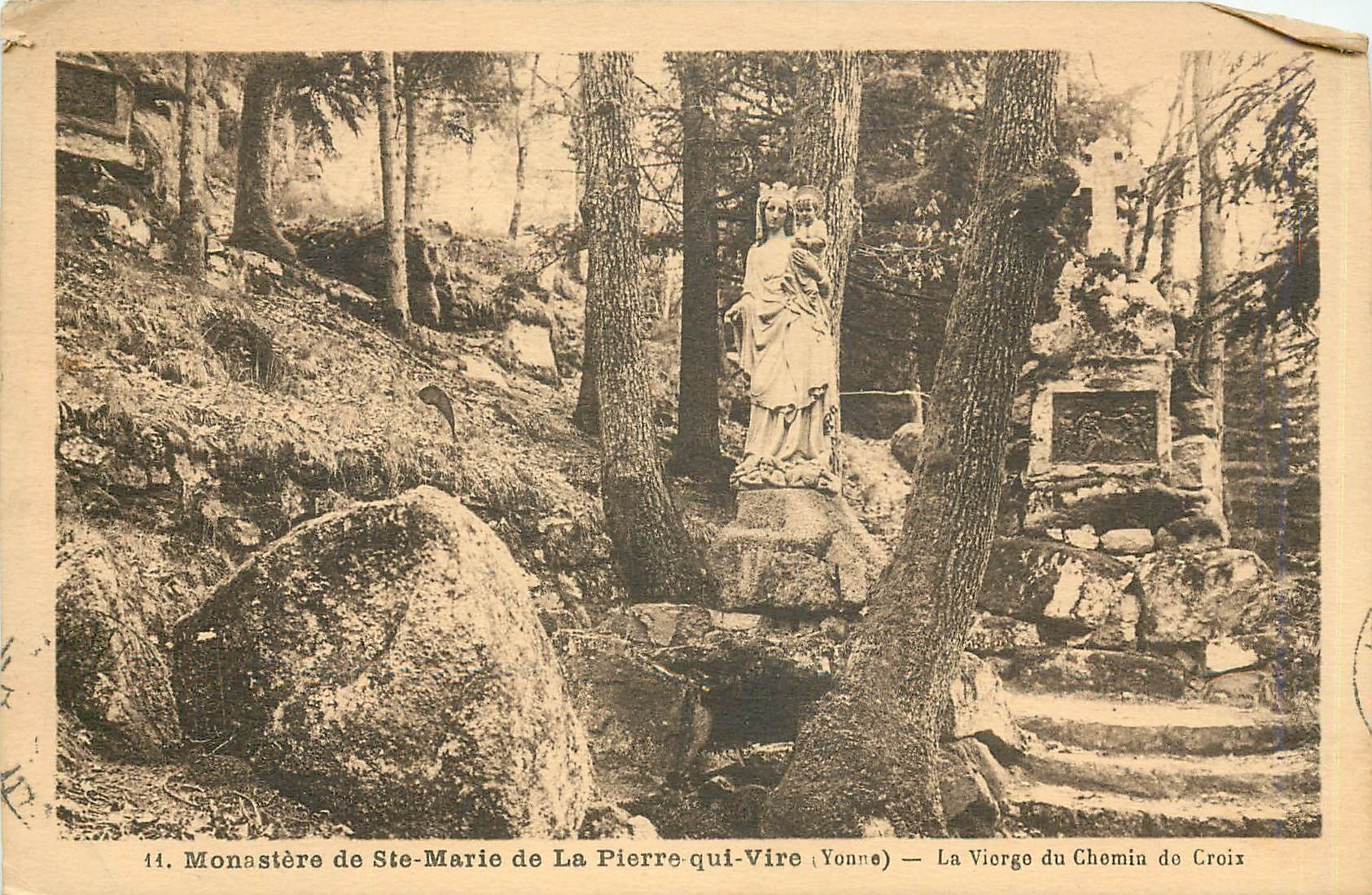 CPA Monastere de Ste Marie de la Pierre qui Vire Yonne la vierge du Chemin de Croix