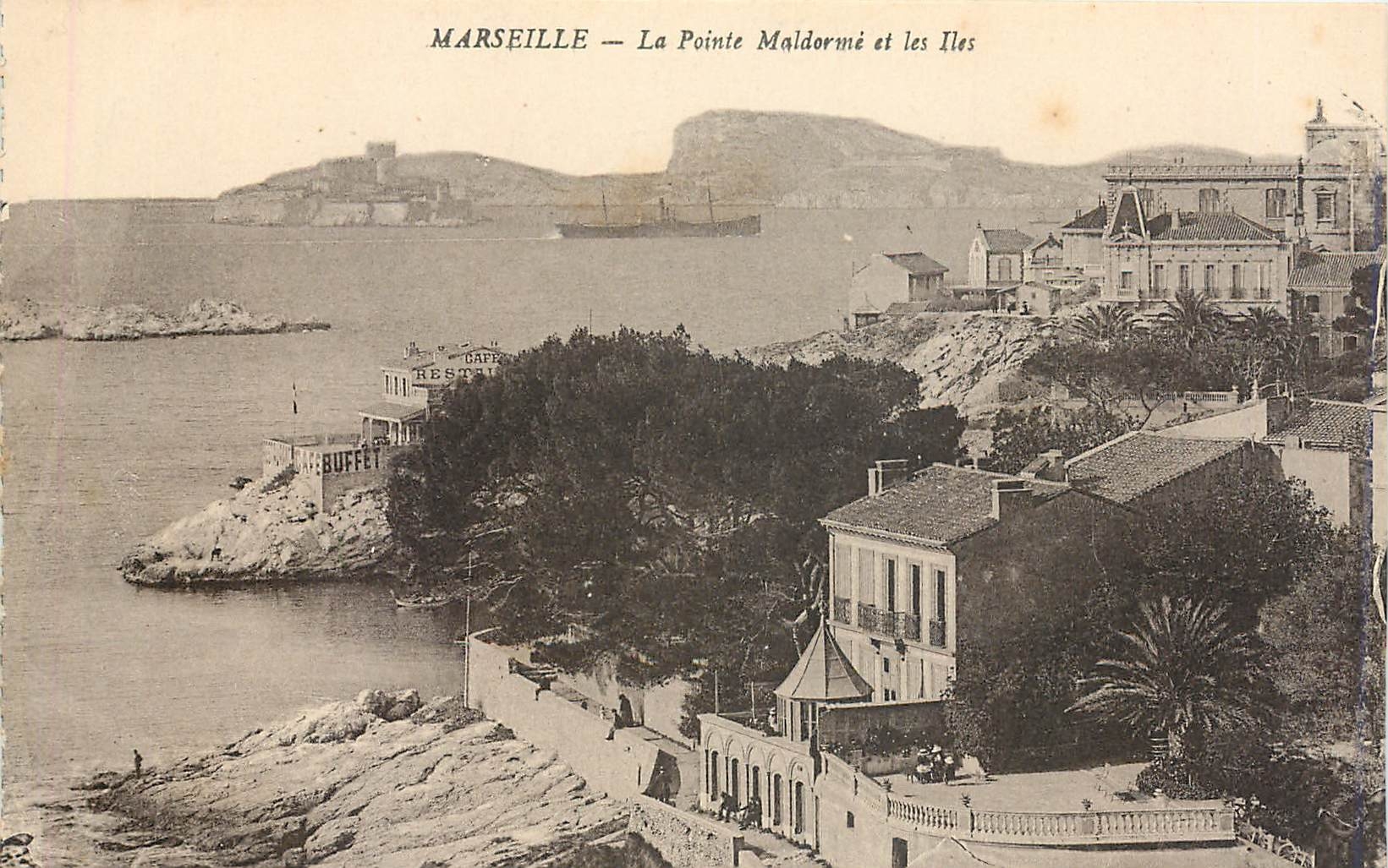CPA Marseille la pointe Maldorme et les Iles 