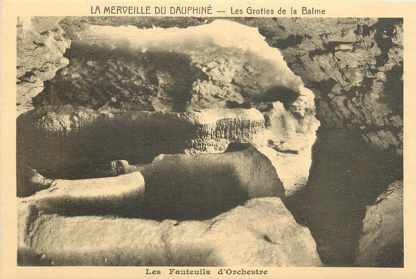 CPA La Merveille du Dauphine les grottes de la Balme les Fauteuils d'Orchestre 