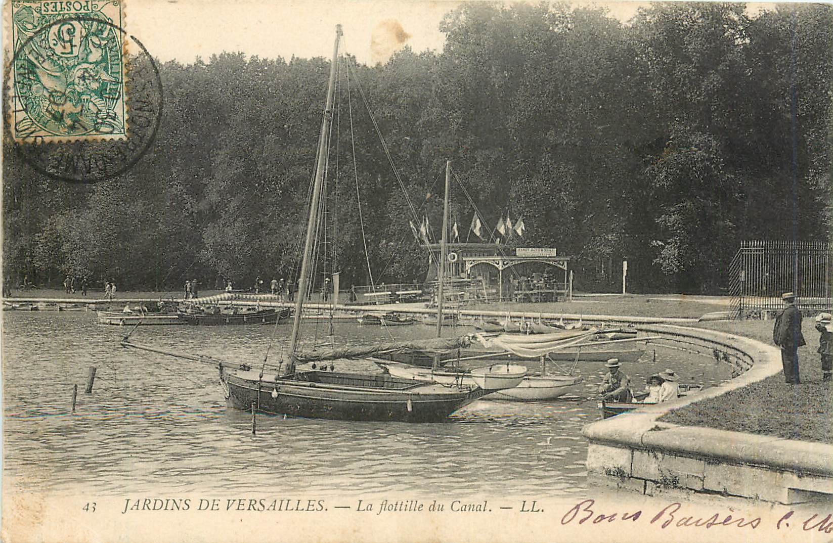 CPA Jardins de Versailles La flottille du Canal Bateau