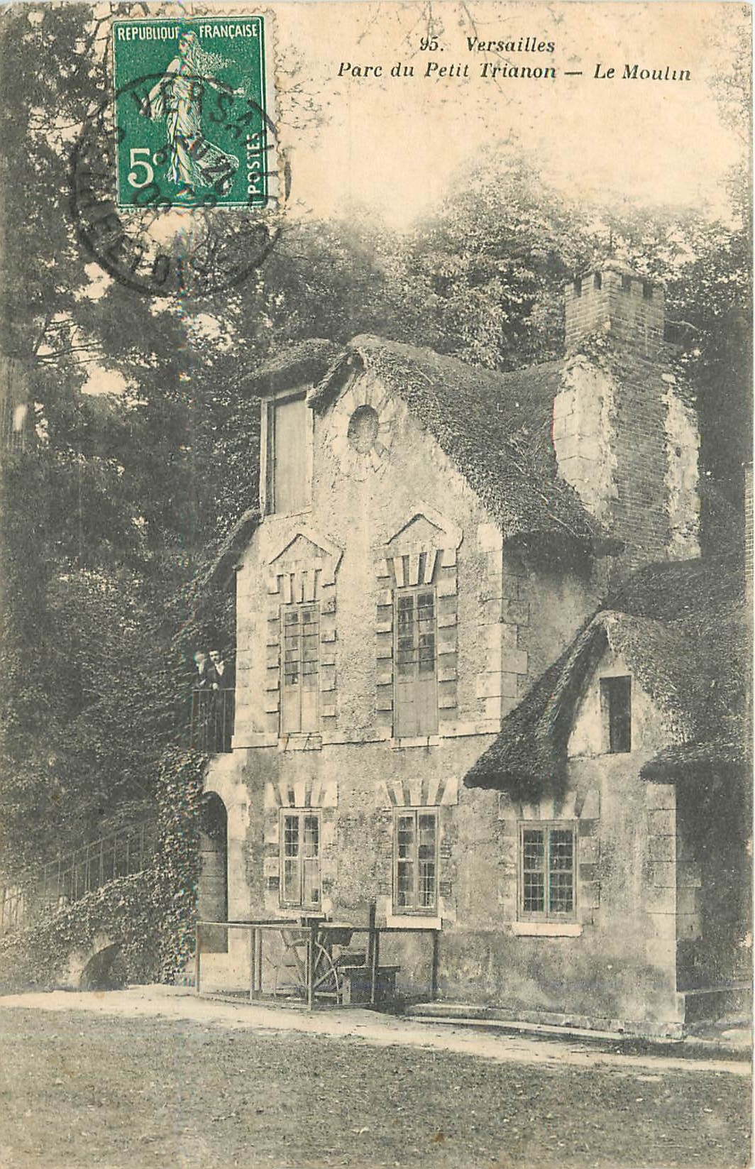 CPA Versailles Parc du Petit Trianon Le Moulin 