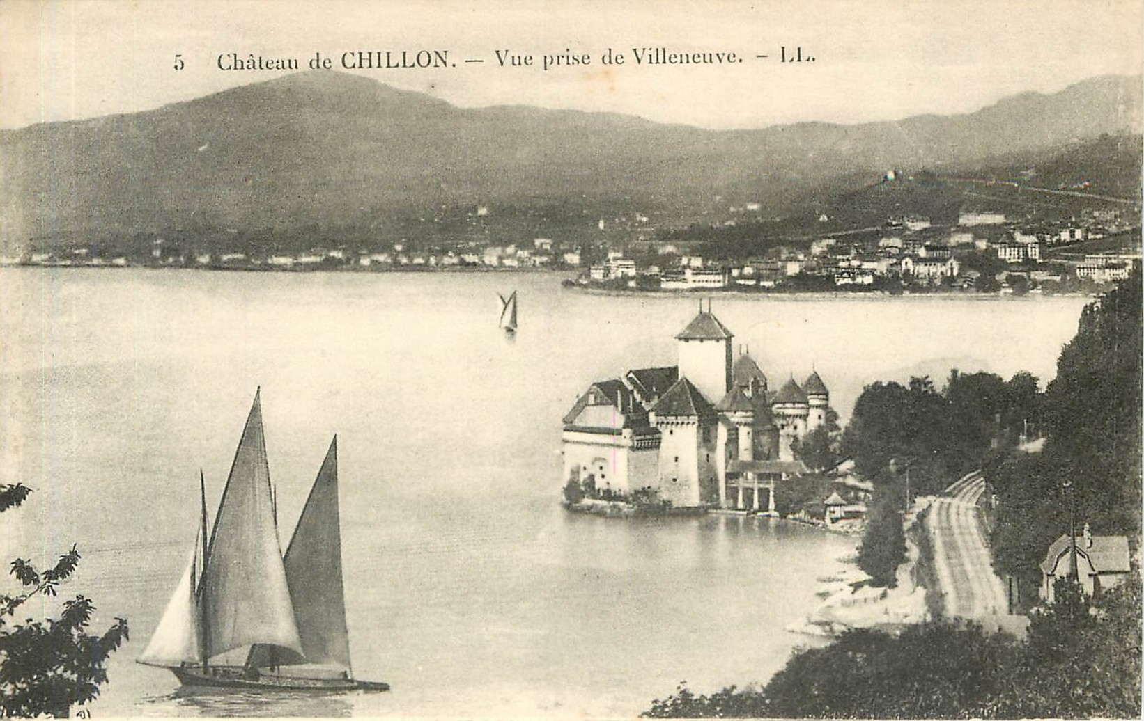 CPA Château de Chillon Vue prise Villeneuve