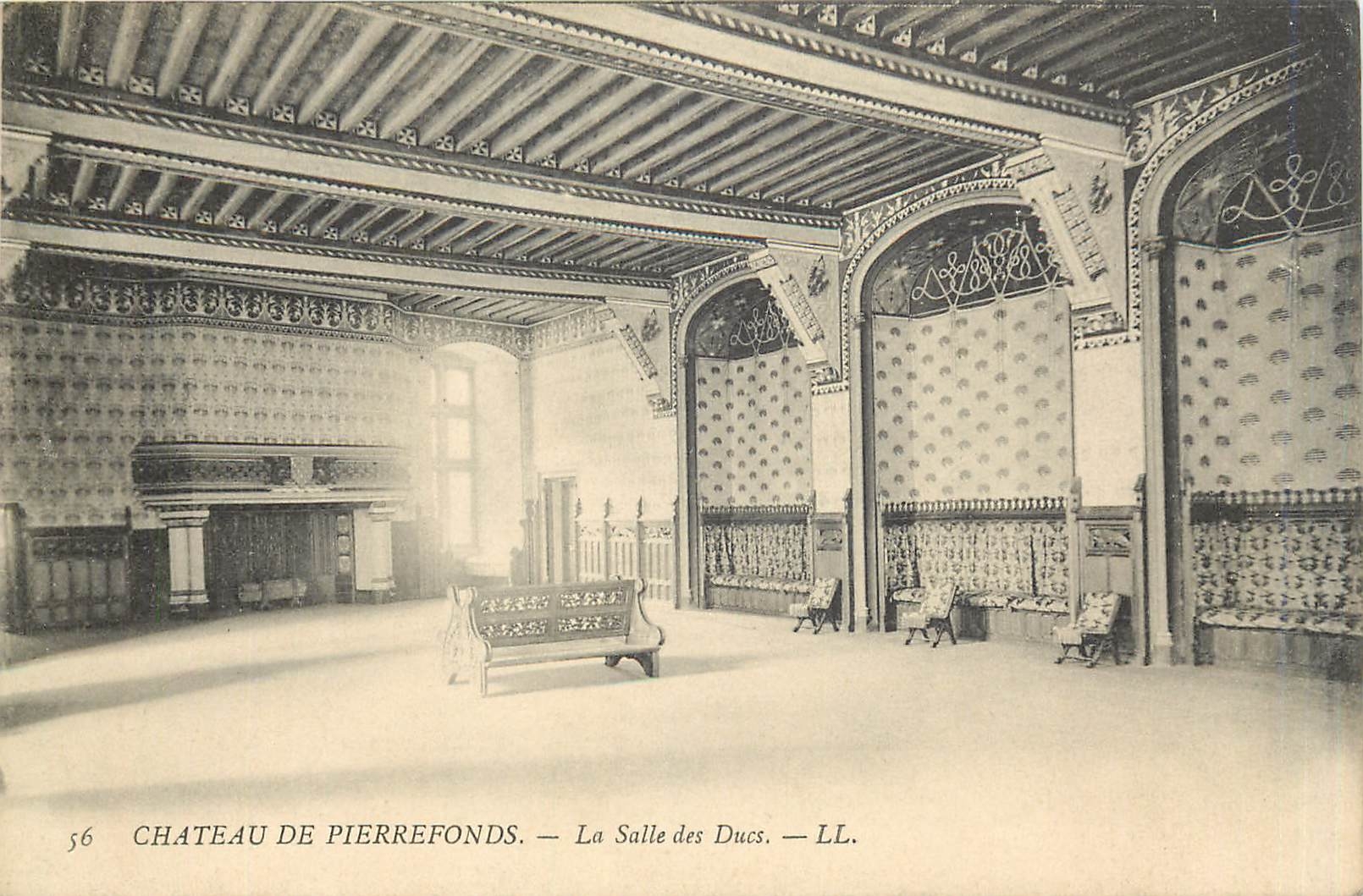 CPA Château de Pierrefonds - la salle des Ducs