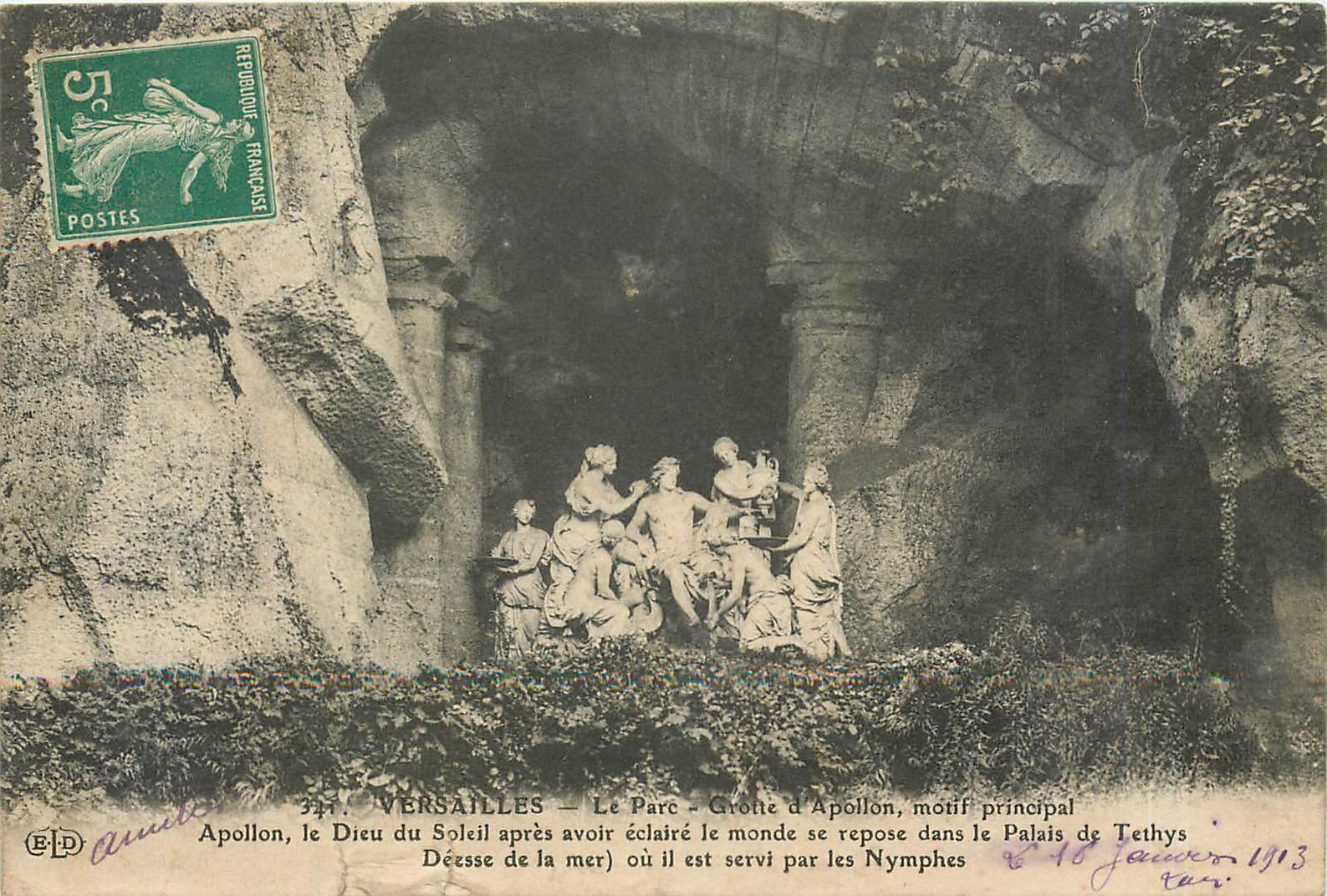 CPA Versailles le parc grotte d'Apollon motif principal Apollon le Dieu du Soleil avoir eclaire le m