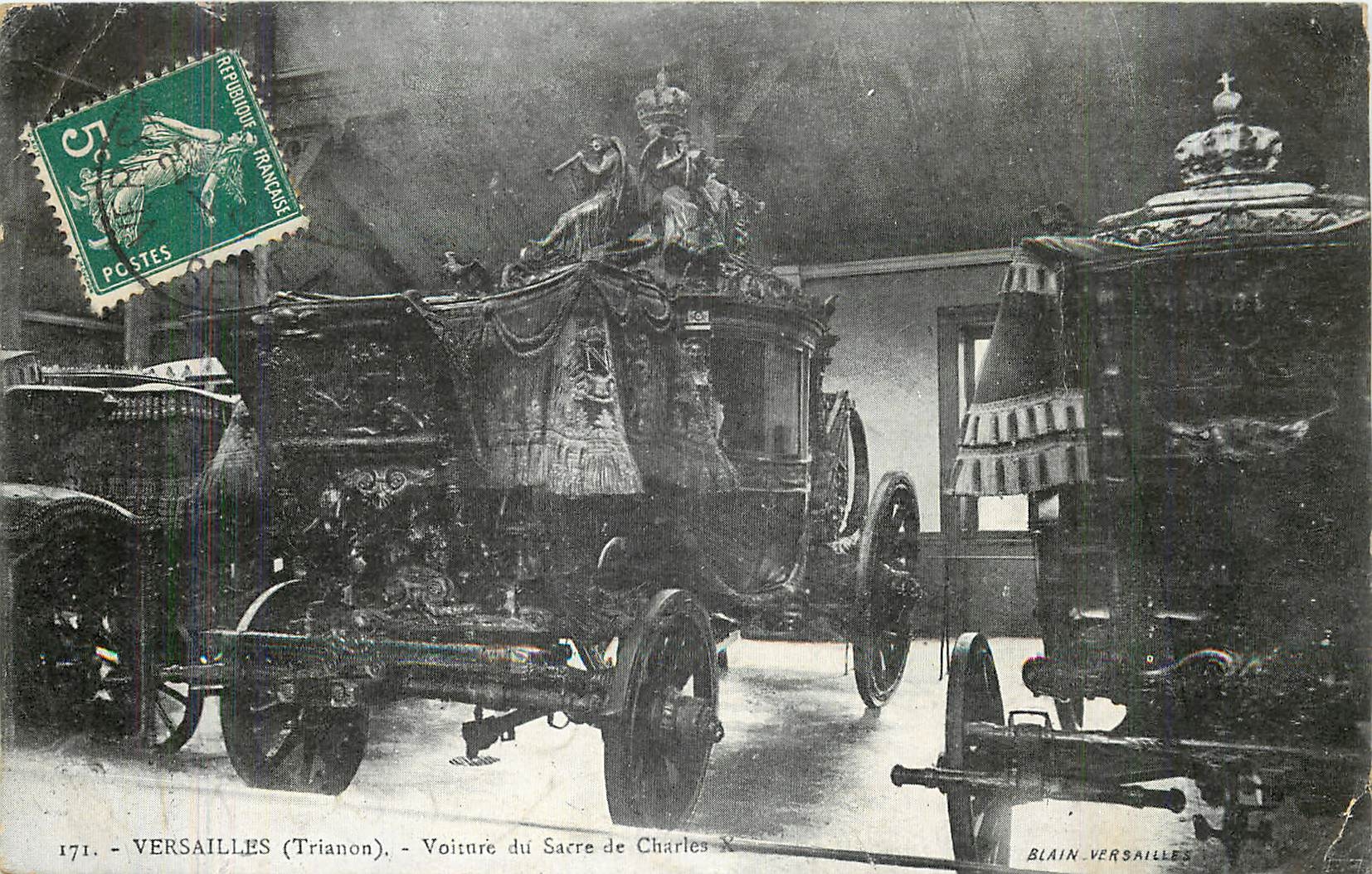 CPA Versailles Trianon Voiture du Sacre de Charles X 