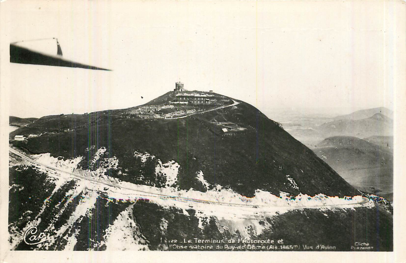 CPA Le Terminus de l'Autoroute et l'observatoire du Puy de Dome