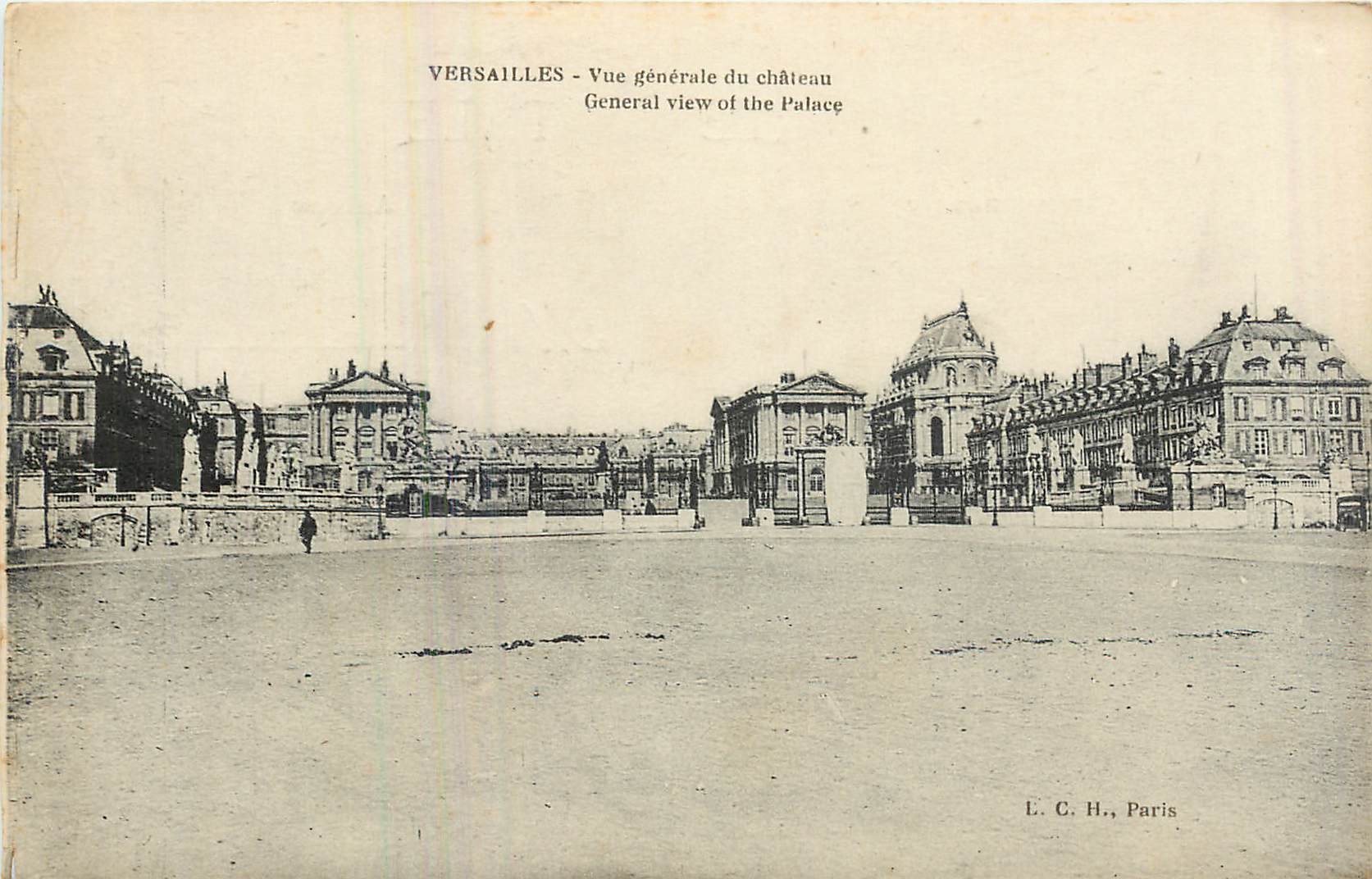 CPA Versailles vue generale du chateau 