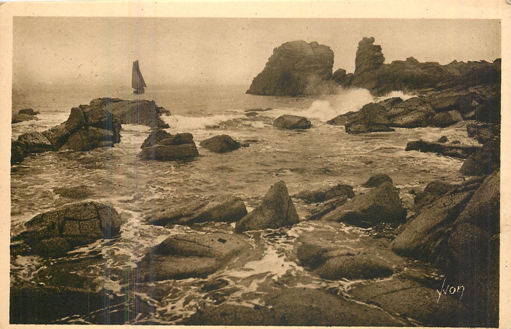 CPA Cote de Granit Tregastel Cotes du Nord Le Grand Gouffre