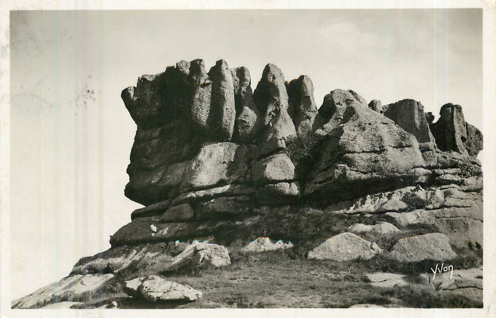 CPA Tregastel C du N Rocher Le Roi Grallon 