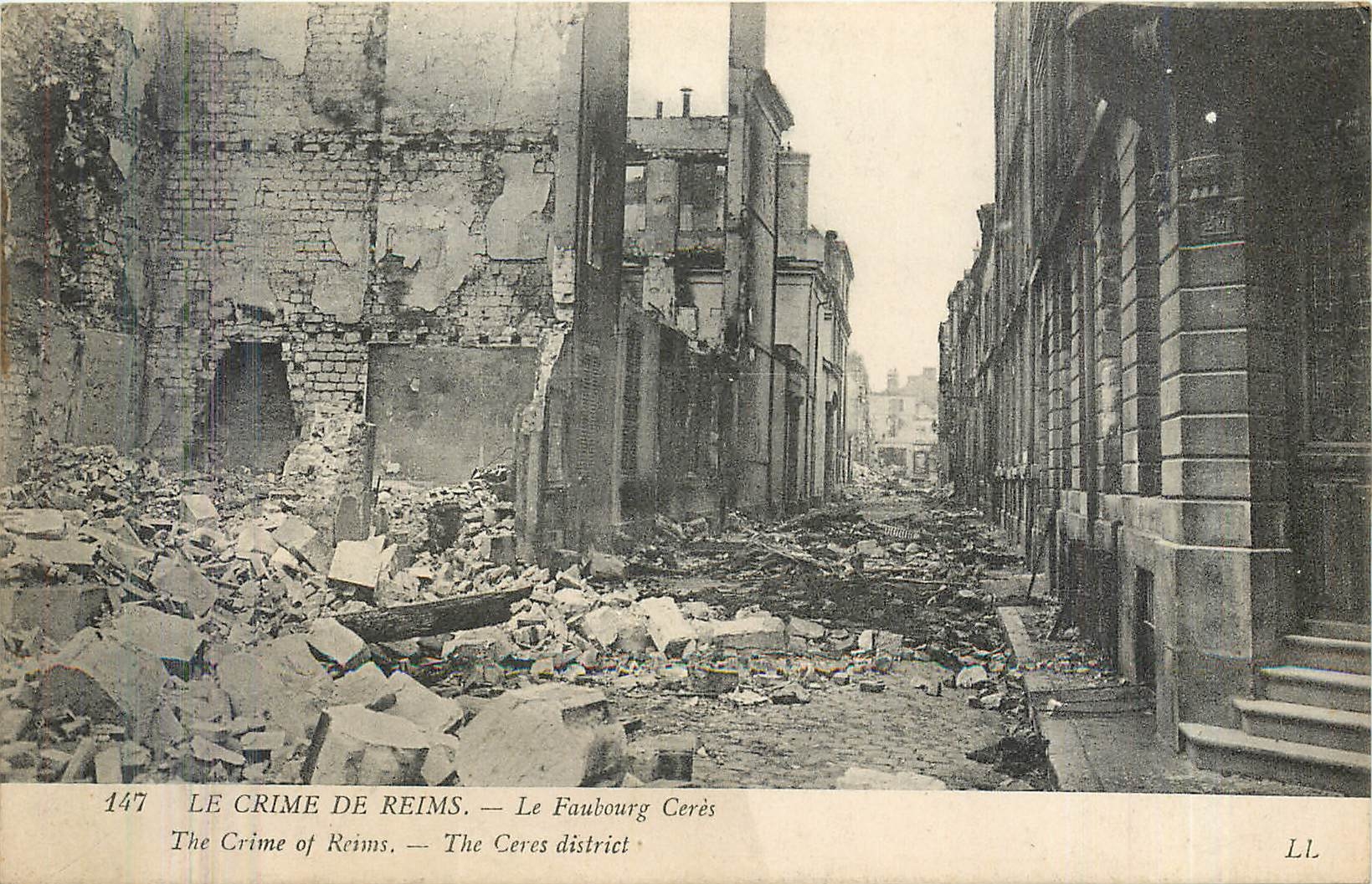 CPA Le Crime de Reims Le Faubourg Ceres Militaria