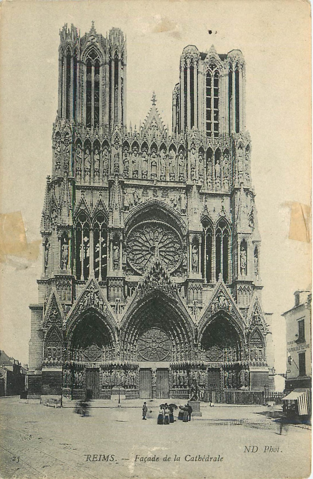 CPA Reims Façade de la Cathedrale