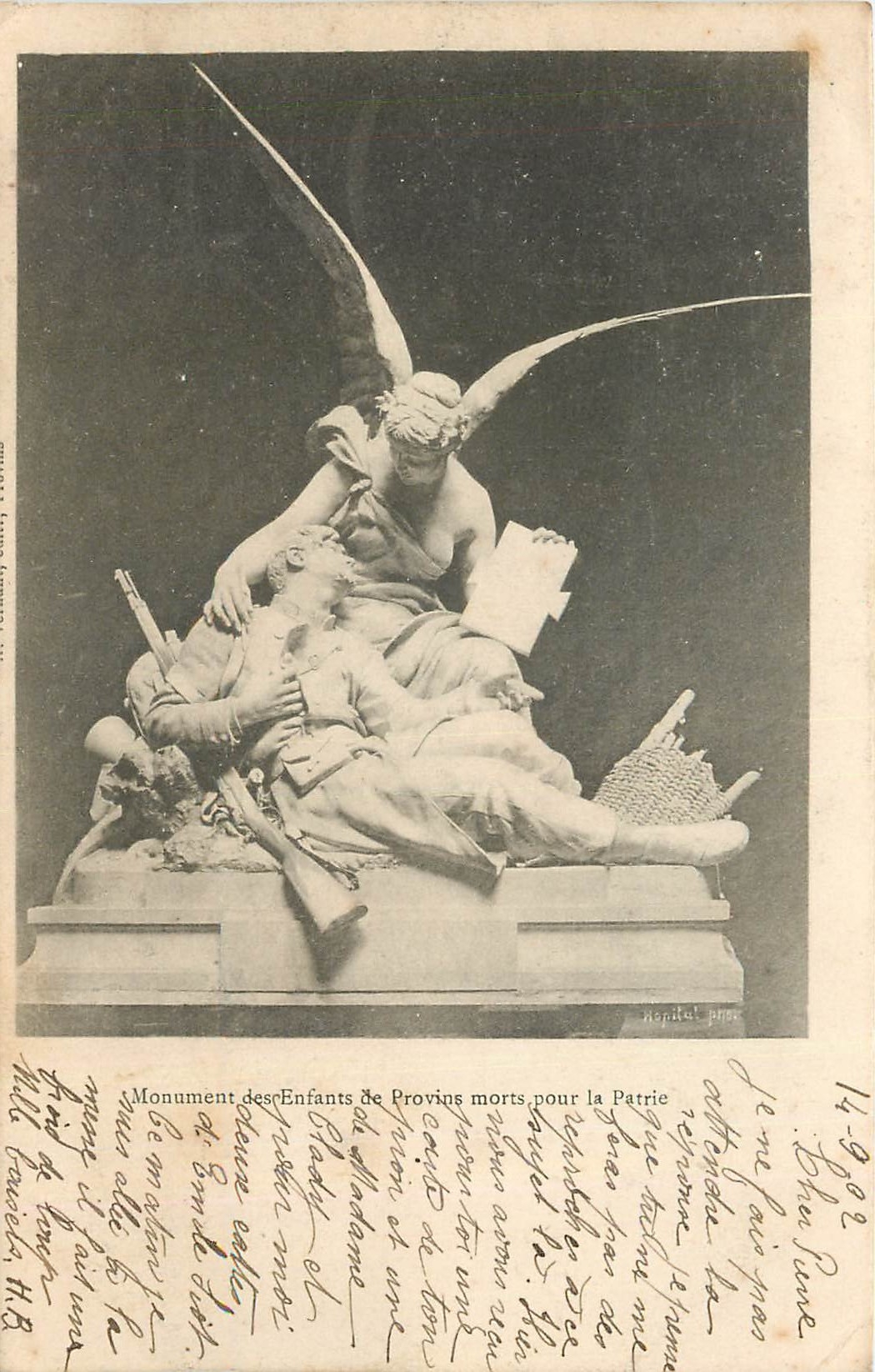 CPA Monument des enfants de Provins mort pour la patrie