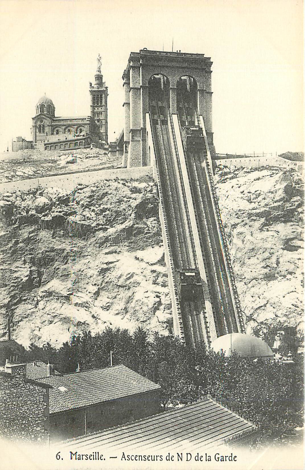 CPA Marseille - Ascenseurs de N D de la Garde